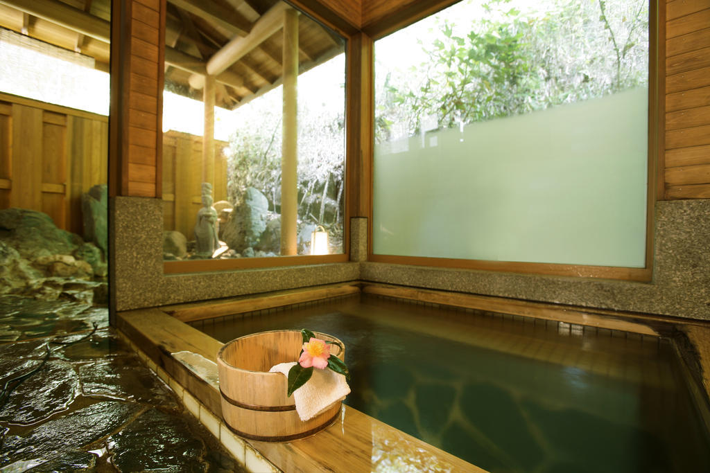Oyo Hatago Ichiban Hotel Chichibu Buitenkant foto
