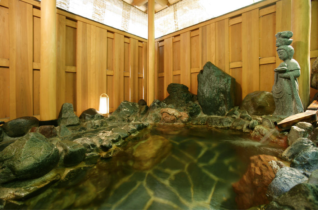 Oyo Hatago Ichiban Hotel Chichibu Buitenkant foto